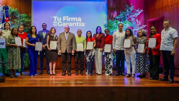 Promipyme entrega RD$125 millones en créditos a 525 emprendedores del Distrito Nacional